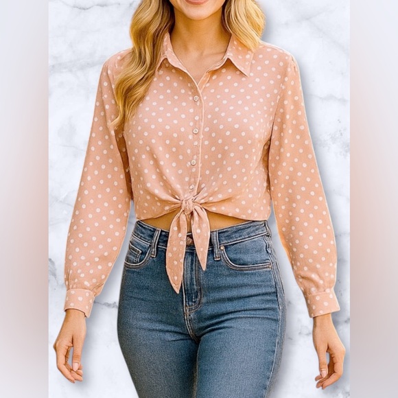 Forever 21 Tops - Forever 21 Polka Dot Tie Front Cropped Blouse Long Sleeves Blush Pink Size M
